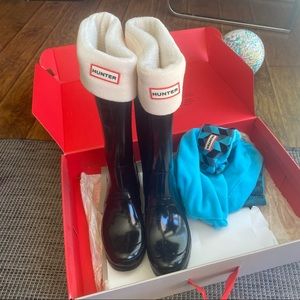 Hunter tall gloss rain boots